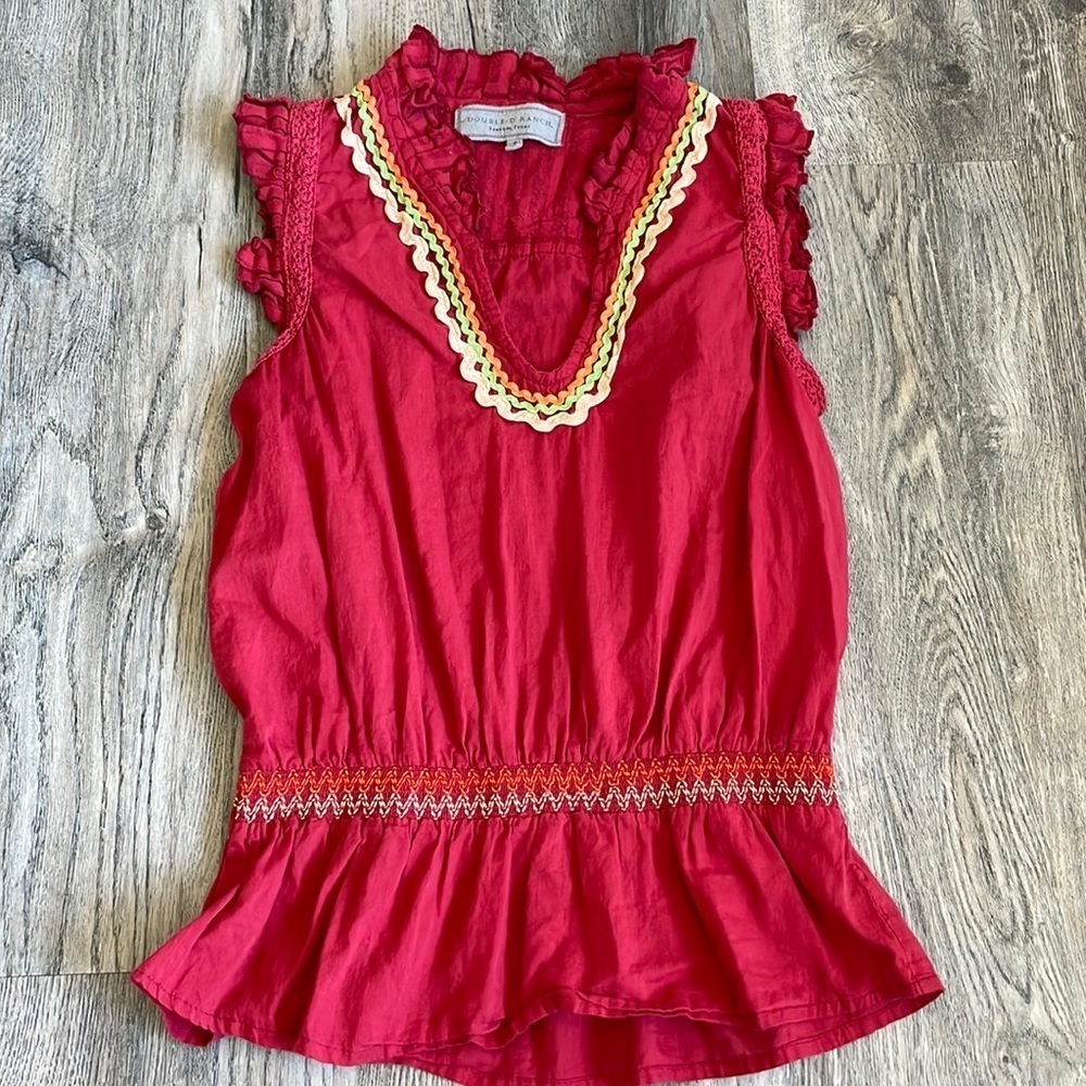 Double D Ranch Embellished Red V Neck Sleeveless Top, size small